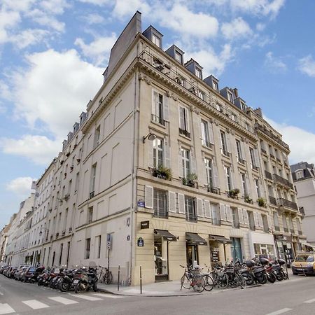 3 People - Place Des Vosges Paris By Weekome Apartment Bagian luar foto