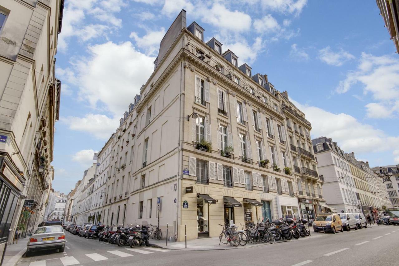 3 People - Place Des Vosges Paris By Weekome Apartment Bagian luar foto